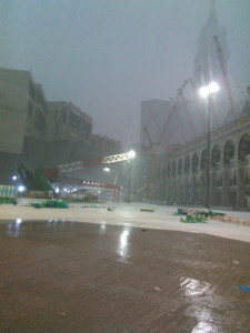 Cuaca buruk di Mekkah
